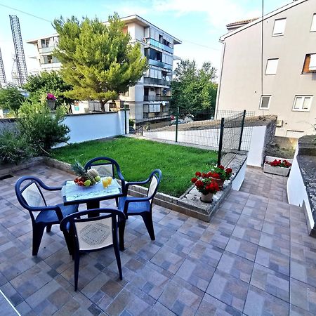 Parun Apartment Pula Exterior photo