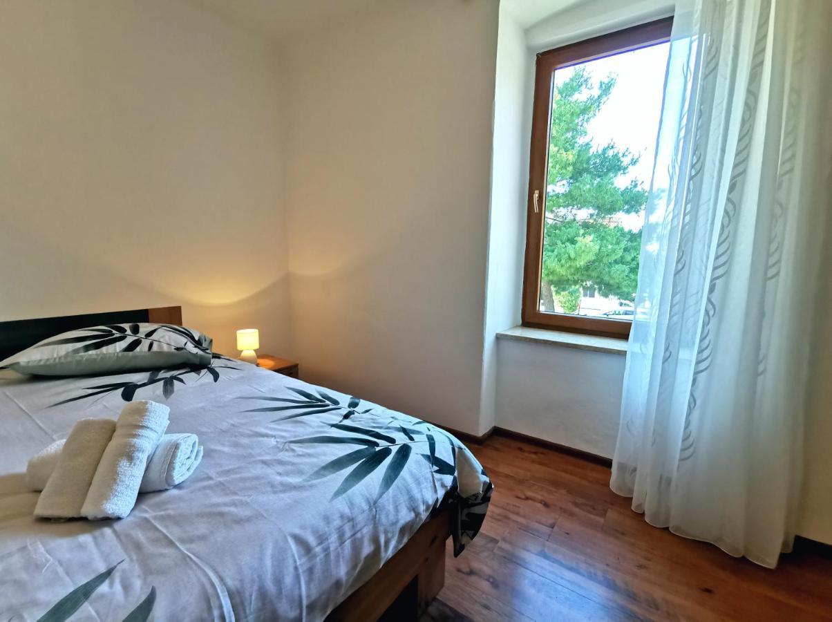 Parun Apartment Pula Exterior photo