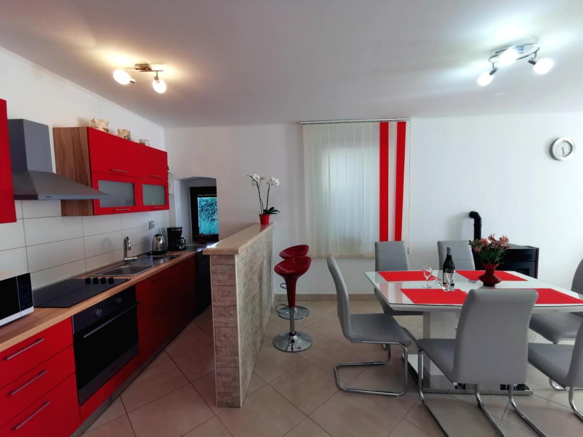 Parun Apartment Pula Exterior photo